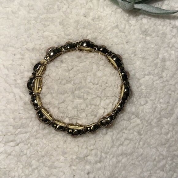 Vintage Gold Tone Peach Nude Rhinestones Stretch Bracelet - Picture 7 of 8